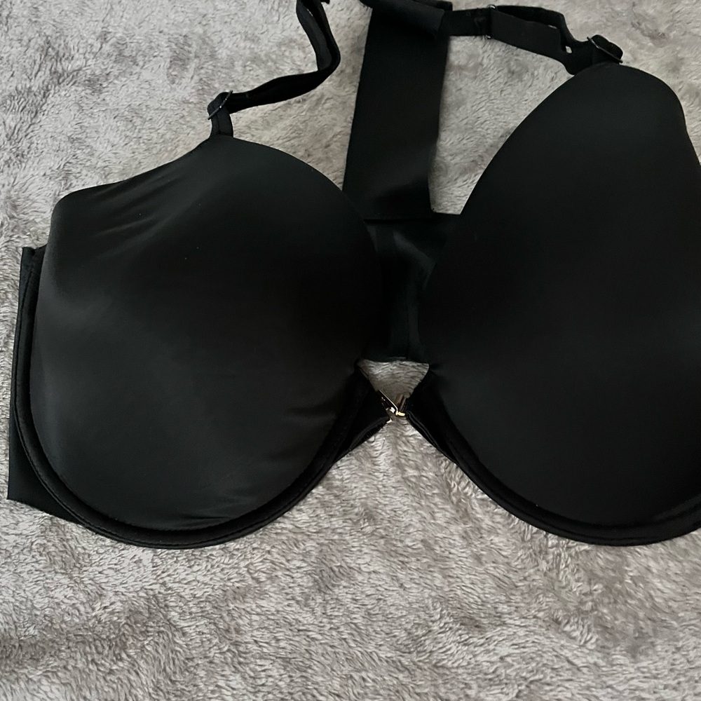 Flirty Victoria Secret 36DD Black TShirt Bra Front Close Lined Underwire